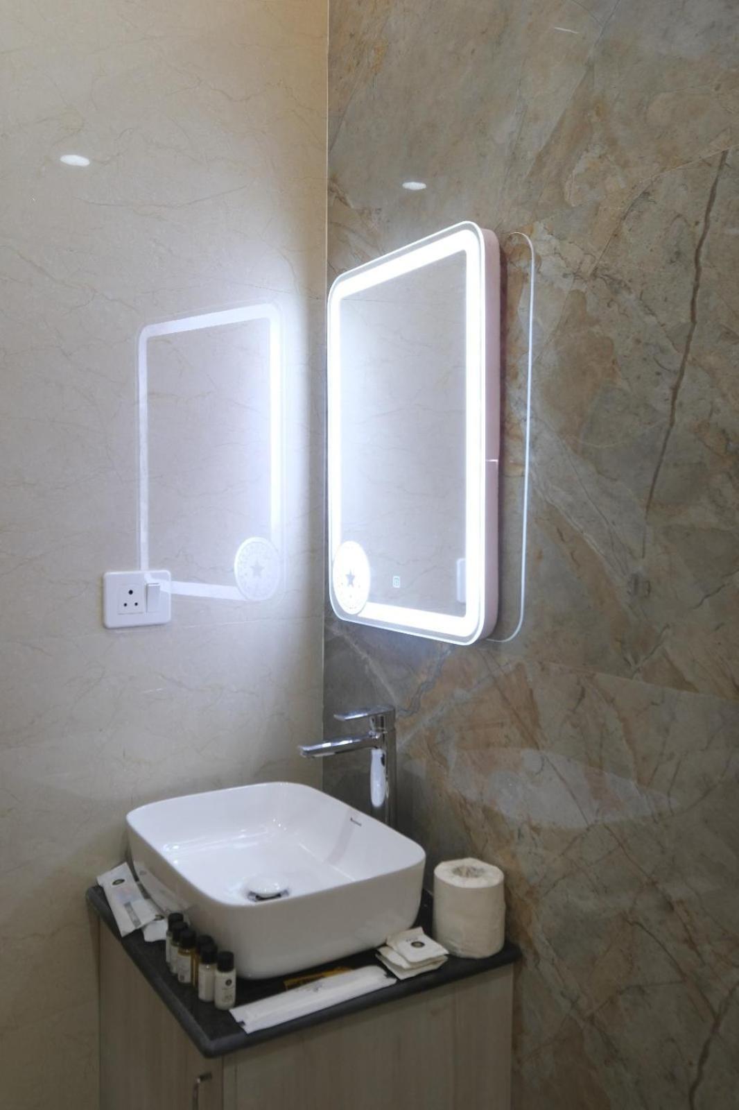 Ayodhya Hotel Sudarshan מראה חיצוני תמונה