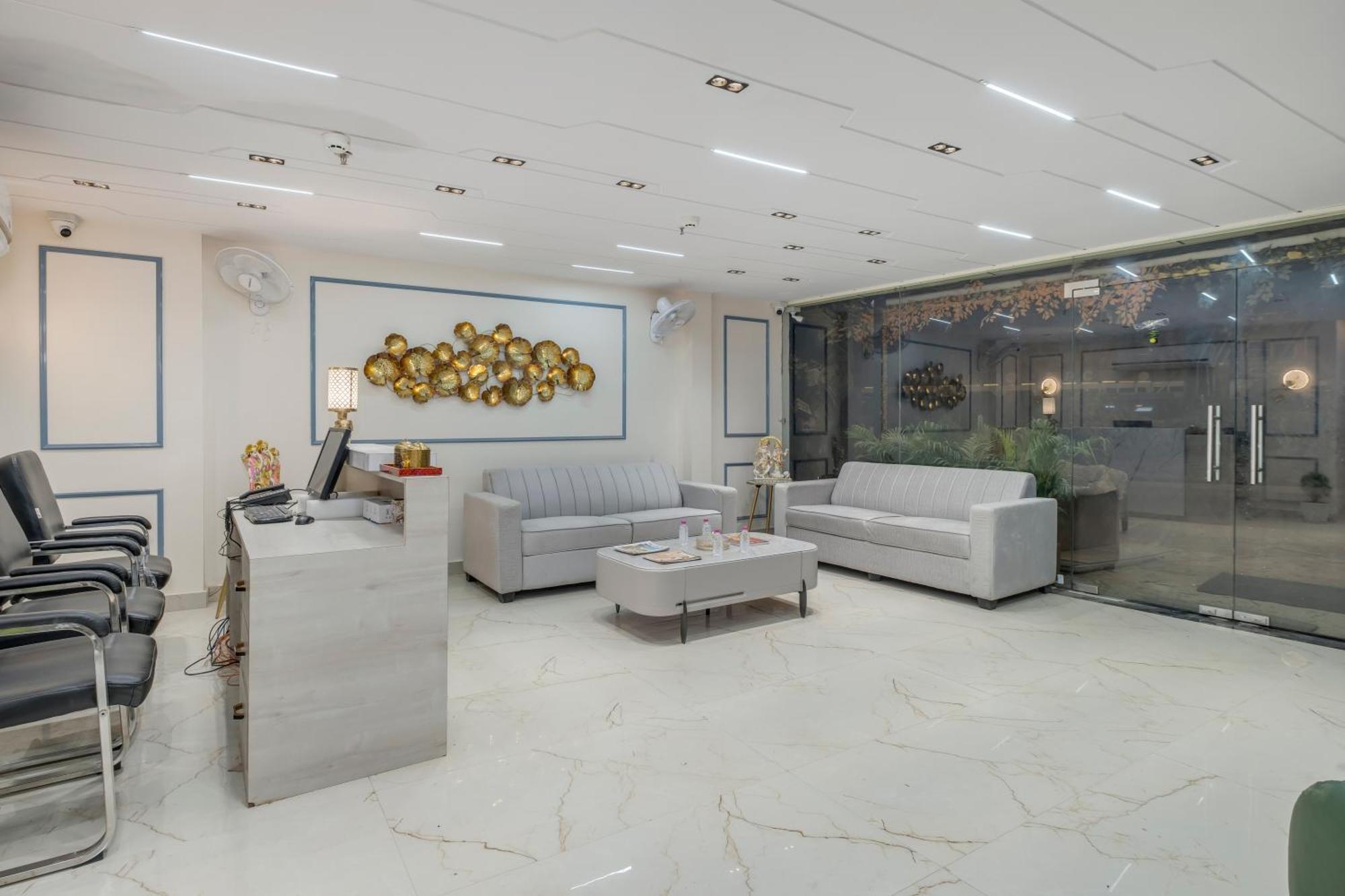 Ayodhya Hotel Sudarshan מראה חיצוני תמונה