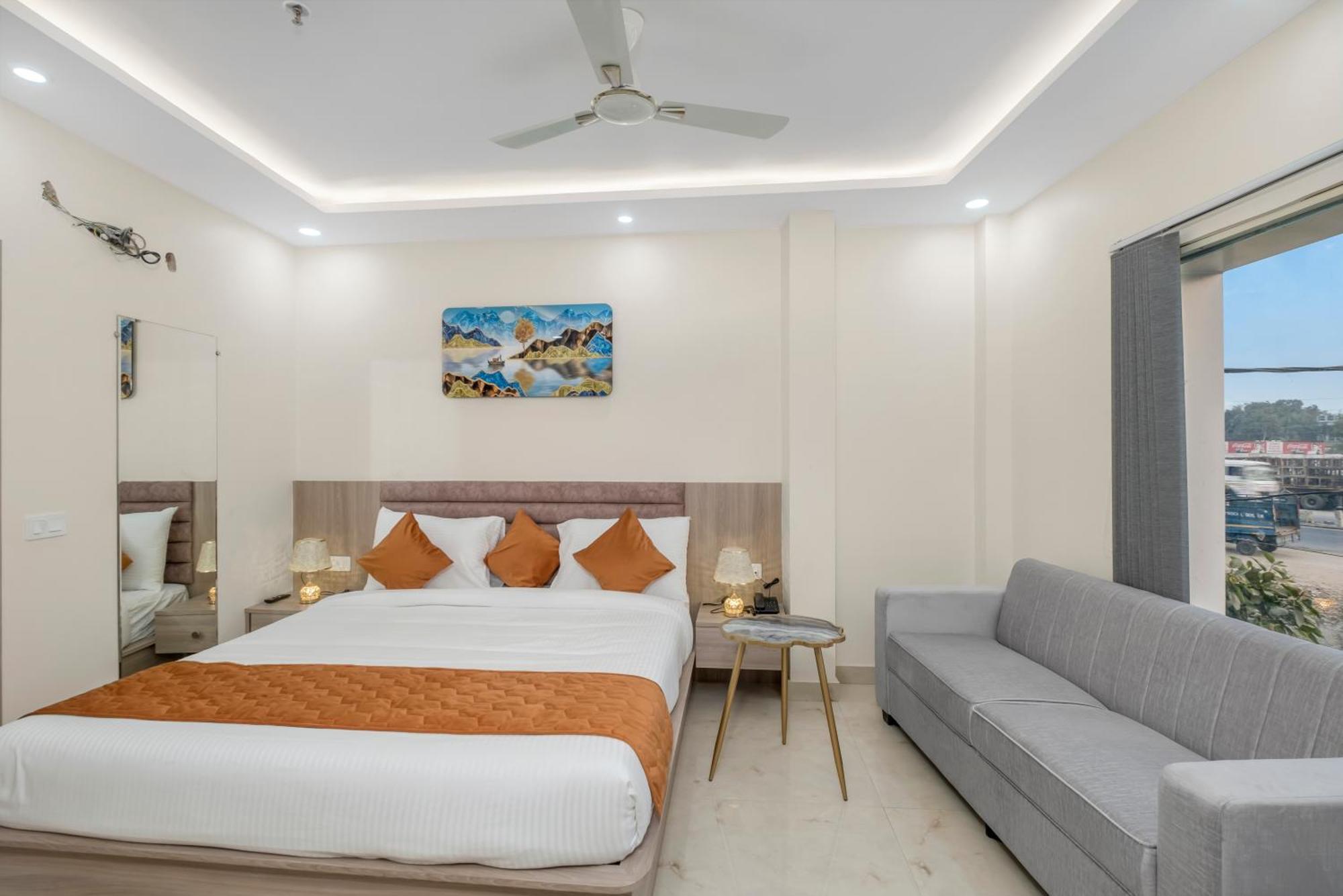 Ayodhya Hotel Sudarshan מראה חיצוני תמונה